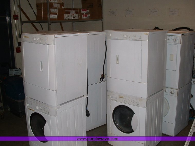 Kenmore Stackable washers and dryers in Beloit, KS Item 1003 sold