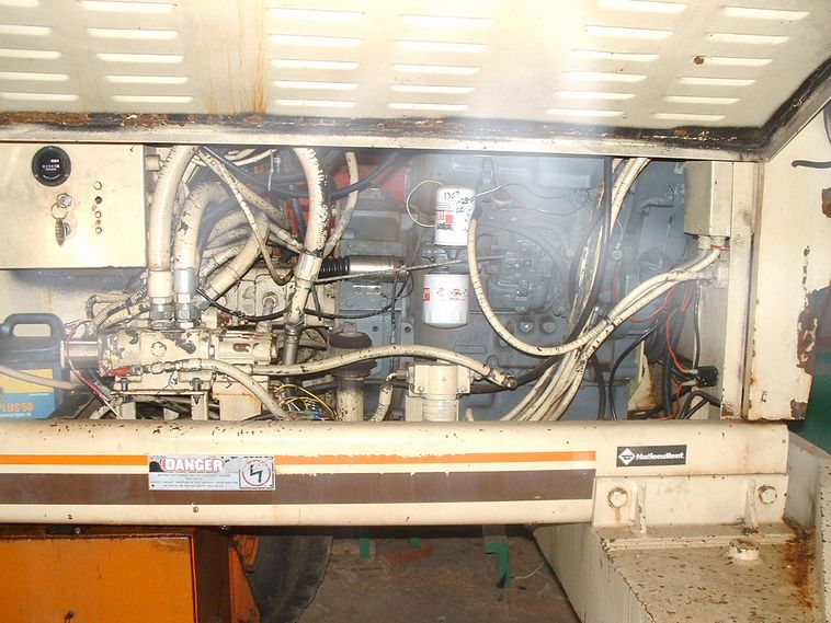 image for item 1006 1984 JLG 70GX boom lift