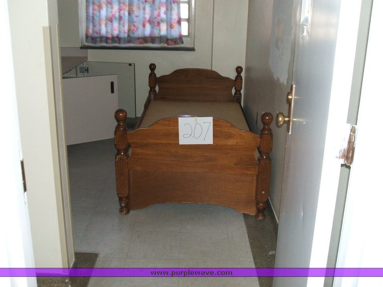 image for item 1012 Large assortment of furniture, office supplies, appliances, electronics, and household items