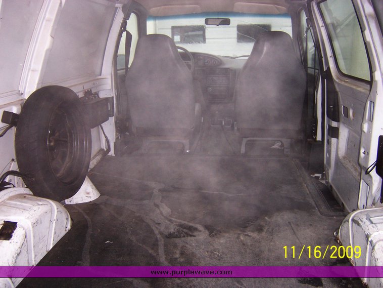 image for item 1125 1995 Ford Aerostar