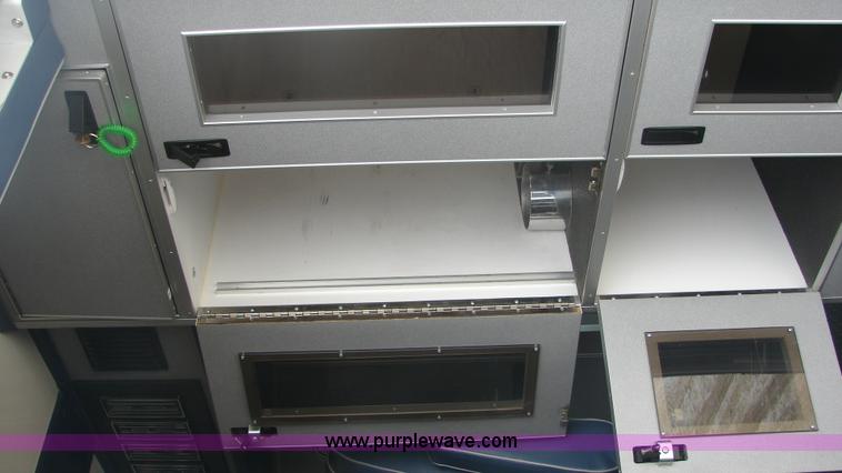 image for item 3145 1998 Ford E-450 Super Duty RV Medtec ambulance