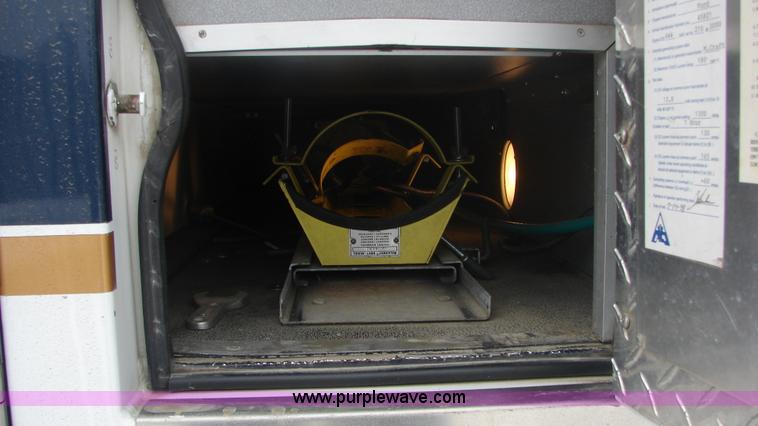 image for item 3145 1998 Ford E-450 Super Duty RV Medtec ambulance