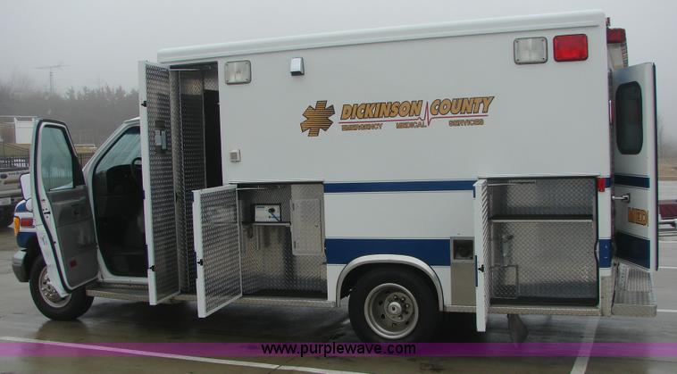 image for item 3146 1997 Ford E-350 McCoy Miller ambulance