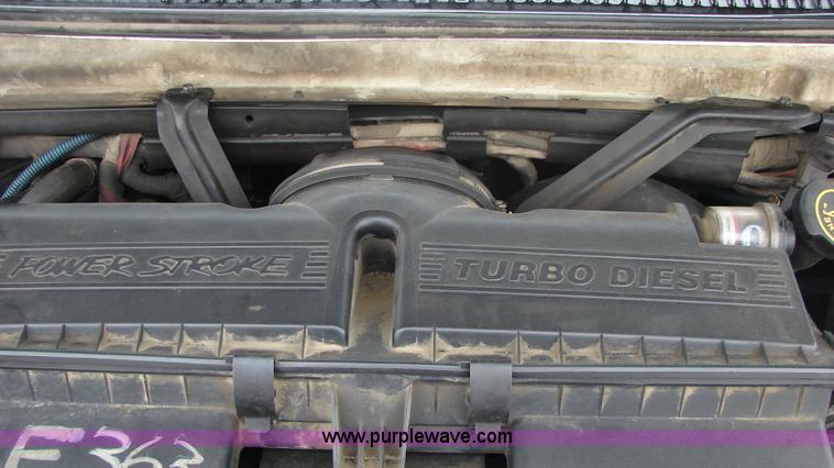 image for item 3146 1997 Ford E-350 McCoy Miller ambulance