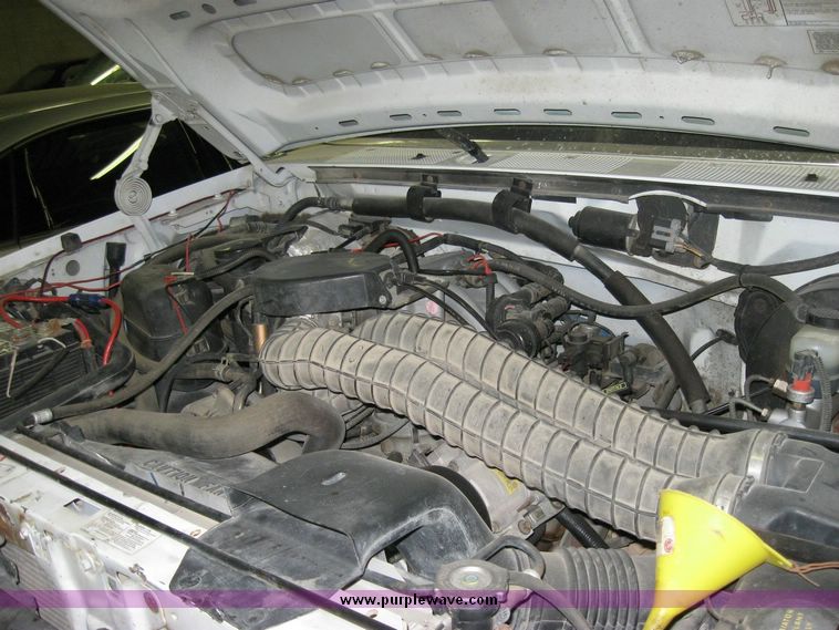 image for item 3181 1997 Ford F-250 pickup truck