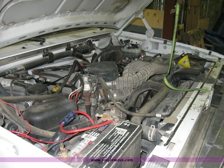 image for item 3181 1997 Ford F-250 pickup truck