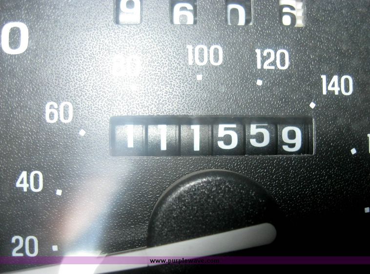 image for item 3184 1999 Mercury Mountaineer