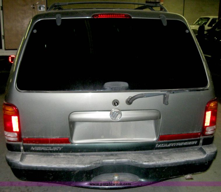 image for item 3184 1999 Mercury Mountaineer