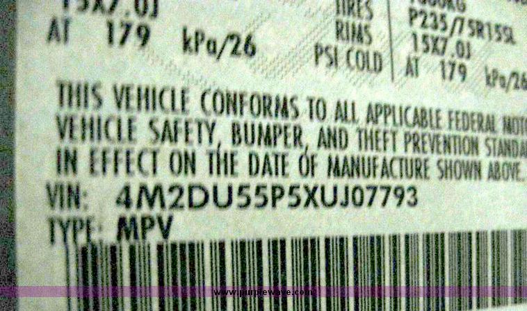 image for item 3184 1999 Mercury Mountaineer