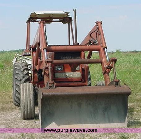 image for item 3331 1988 Hesston 5566 tractor with L355 loader
