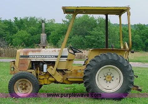 image for item 3333 1974 International 2400B tractor