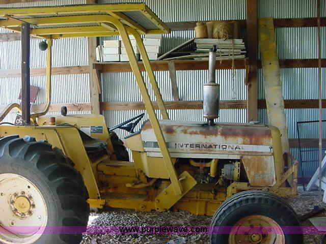 image for item 3333 1974 International 2400B tractor