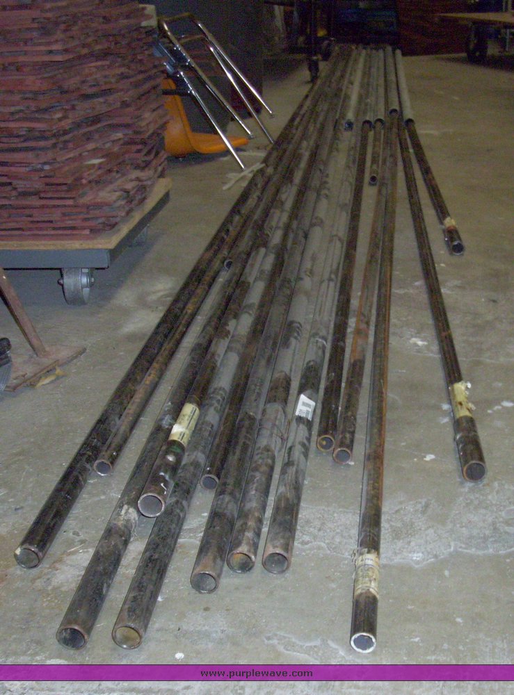 image for item 3366 (22) pieces of assorted pipe and tubing