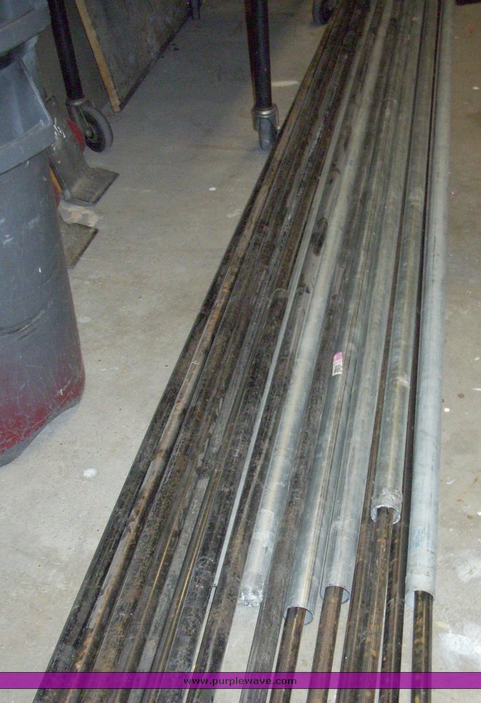 image for item 3366 (22) pieces of assorted pipe and tubing