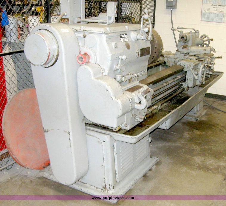 image for item 3441 Leblond G-11-C gear head lathe