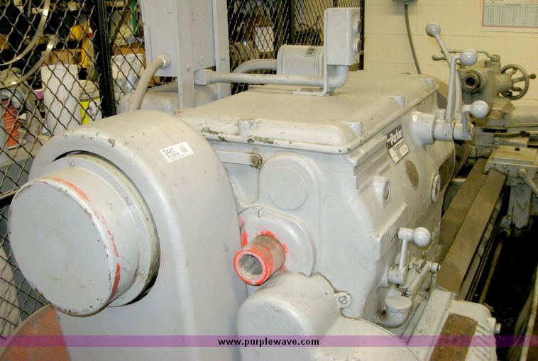 image for item 3441 Leblond G-11-C gear head lathe