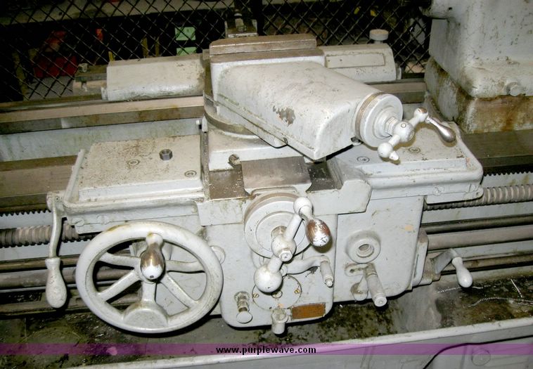 image for item 3441 Leblond G-11-C gear head lathe