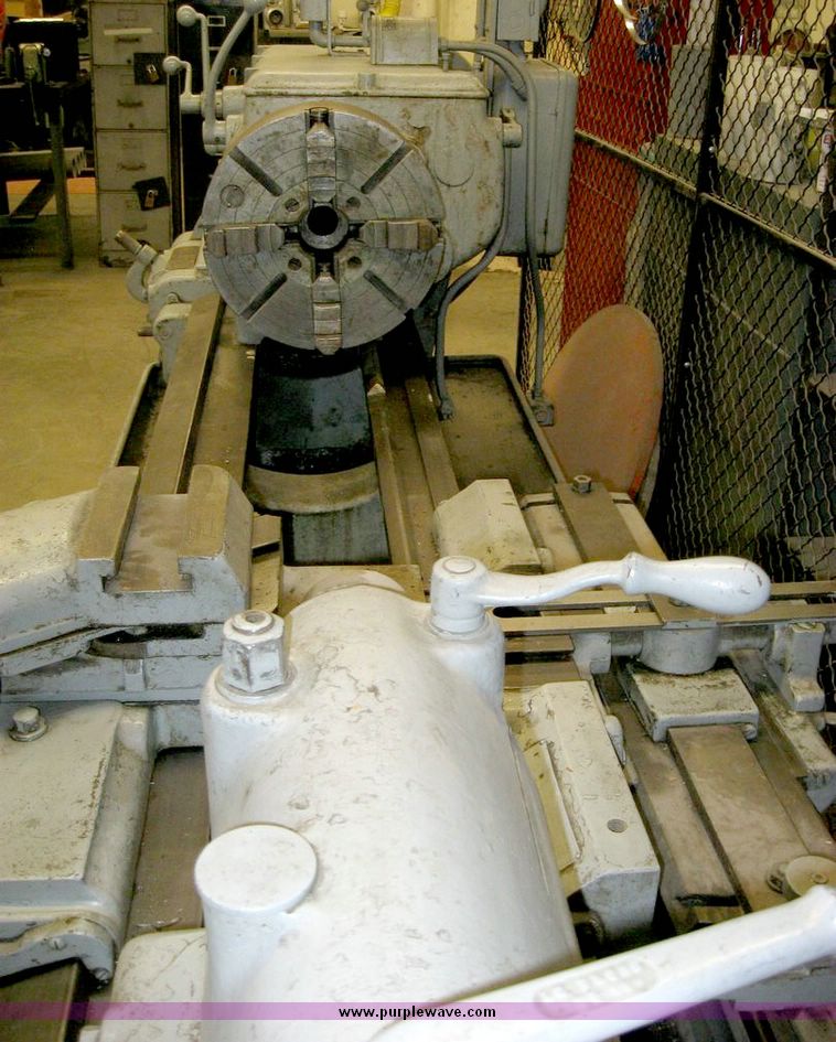 image for item 3441 Leblond G-11-C gear head lathe