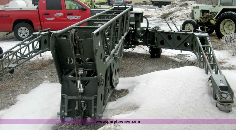image for item 3818 1997 Knight Aerospace product portable crane