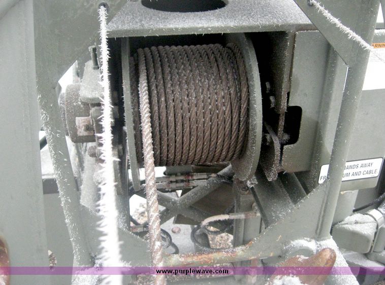 image for item 3818 1997 Knight Aerospace product portable crane