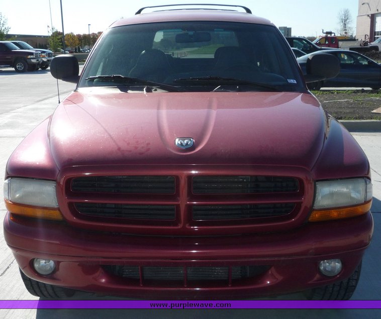 image for item 4070 1999 Dodge Durango