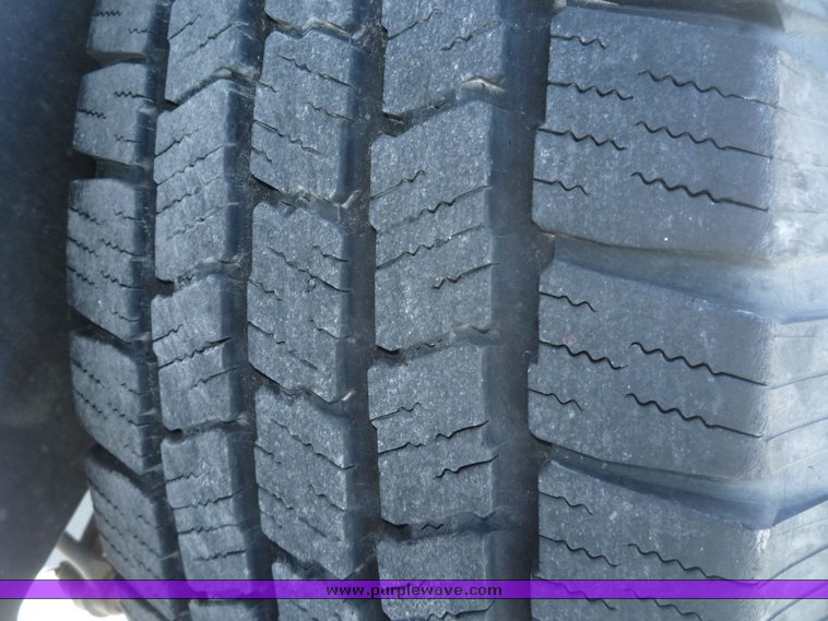 image for item 4070 1999 Dodge Durango