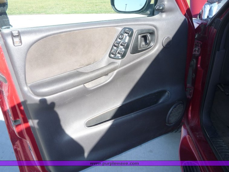 image for item 4070 1999 Dodge Durango