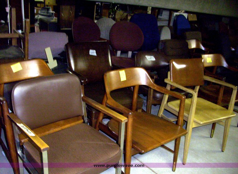 image for item 5030 (92) assorted chairs