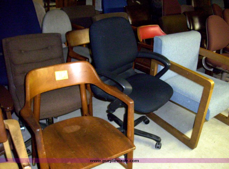image for item 5030 (92) assorted chairs