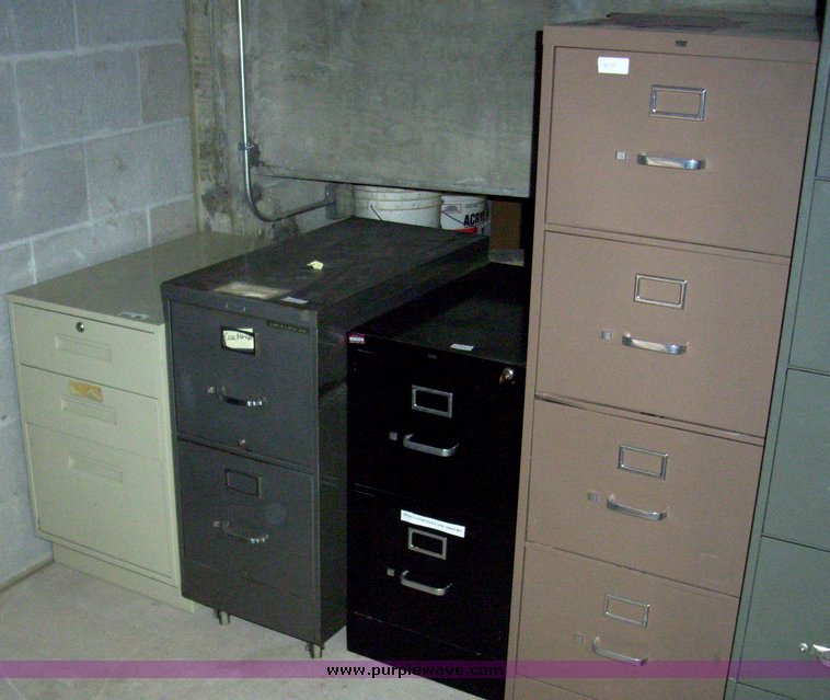 image for item 5031 Eight assorted filing cabinets