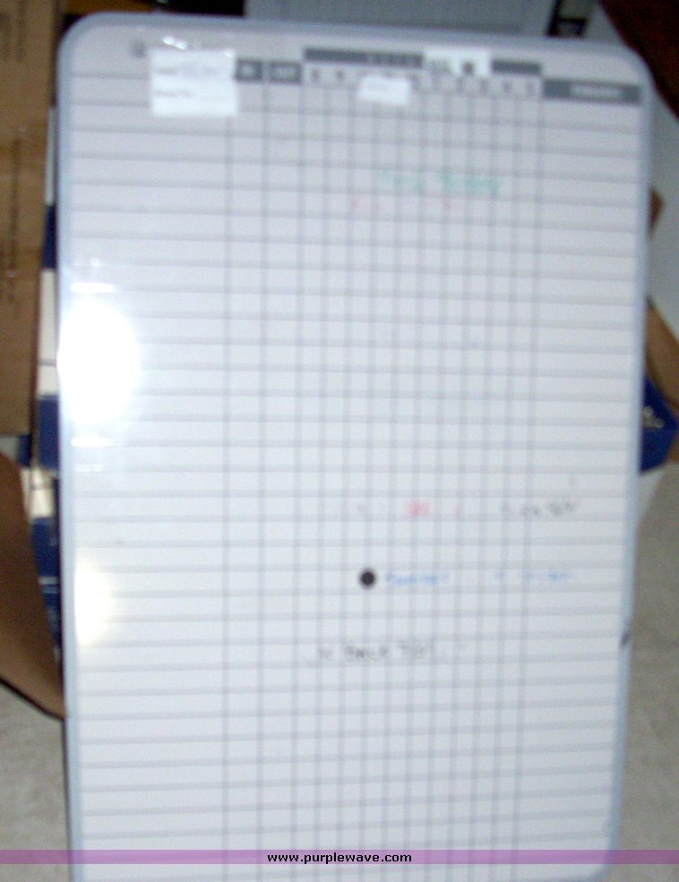 image for item 5032 Assorted office supplies