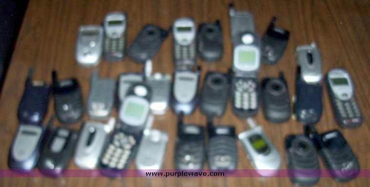 image for item 5033 Assorted electronics