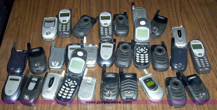 image for item 5033 Assorted electronics