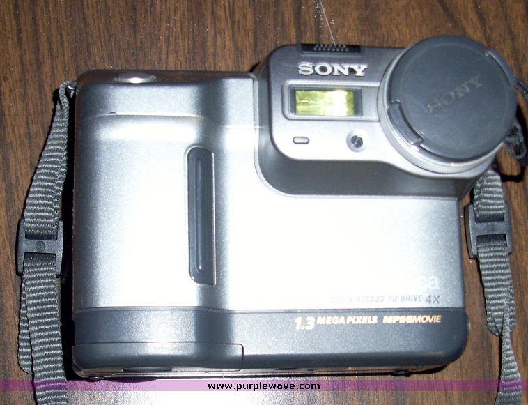 image for item 5033 Assorted electronics