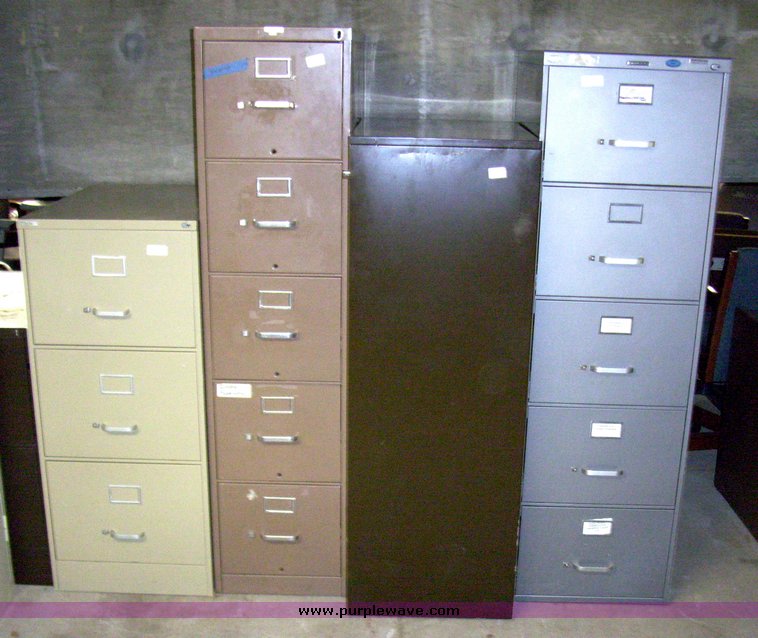 image for item 5039 (4) filing cabinets