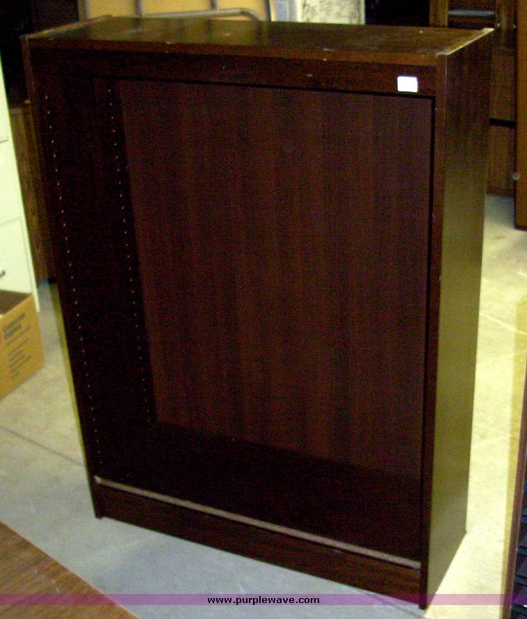 image for item 5040 Assorted furniture