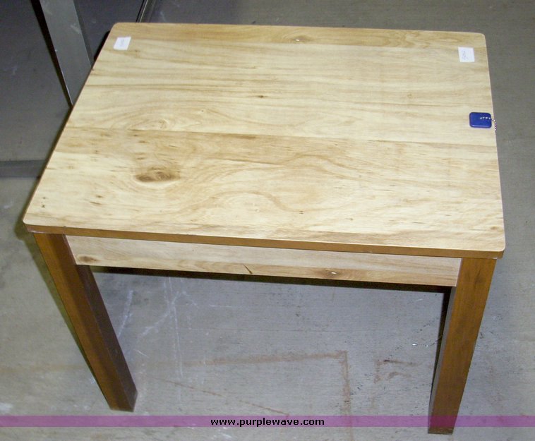 image for item 5042 Assorted office supplies