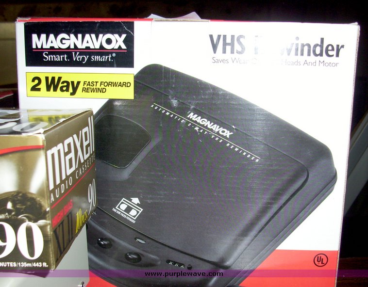 image for item 5050 Assorted office supplies