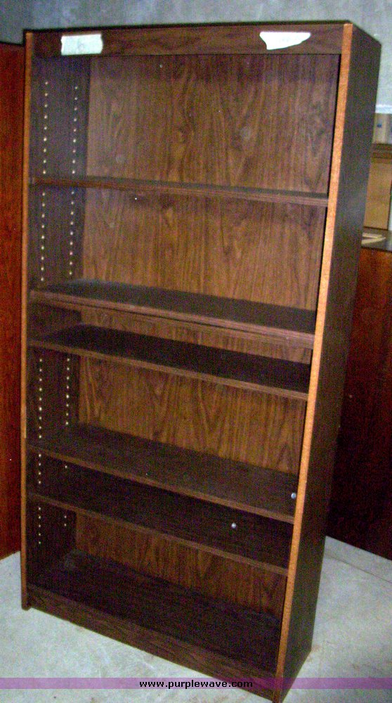 image for item 5052 Assorted office furniture