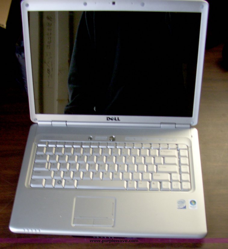image for item 5065 Dell Inspiron 1525 laptop