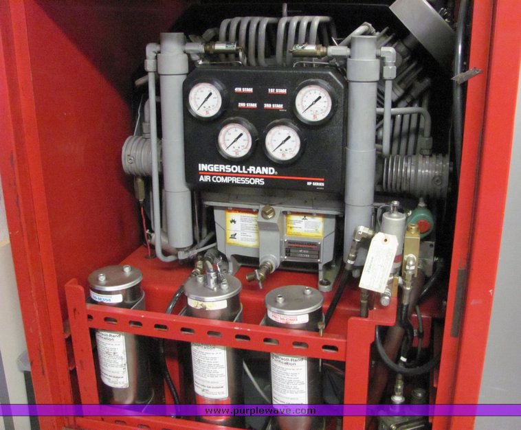 image for item 6015 1993 Ingersoll Rand breathing air system
