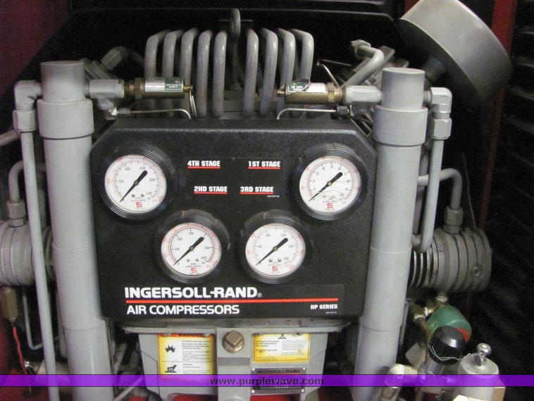 image for item 6015 1993 Ingersoll Rand breathing air system