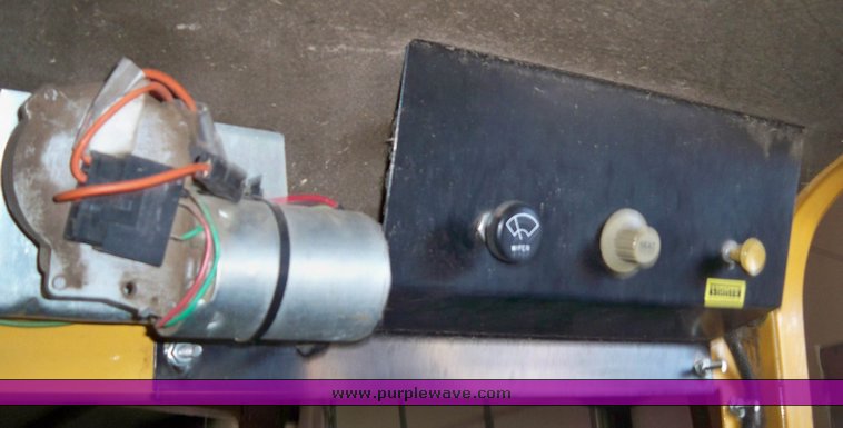 image for item 8085 1994 Hustler Excel 4500 mower