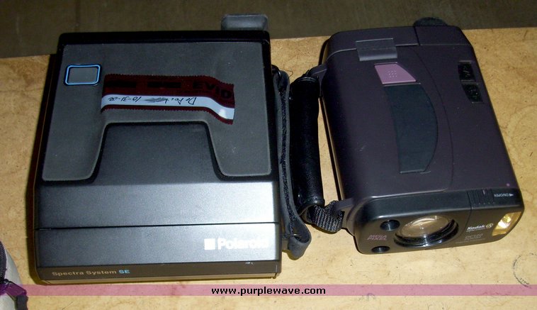 image for item 9045 (14) 35mm cameras