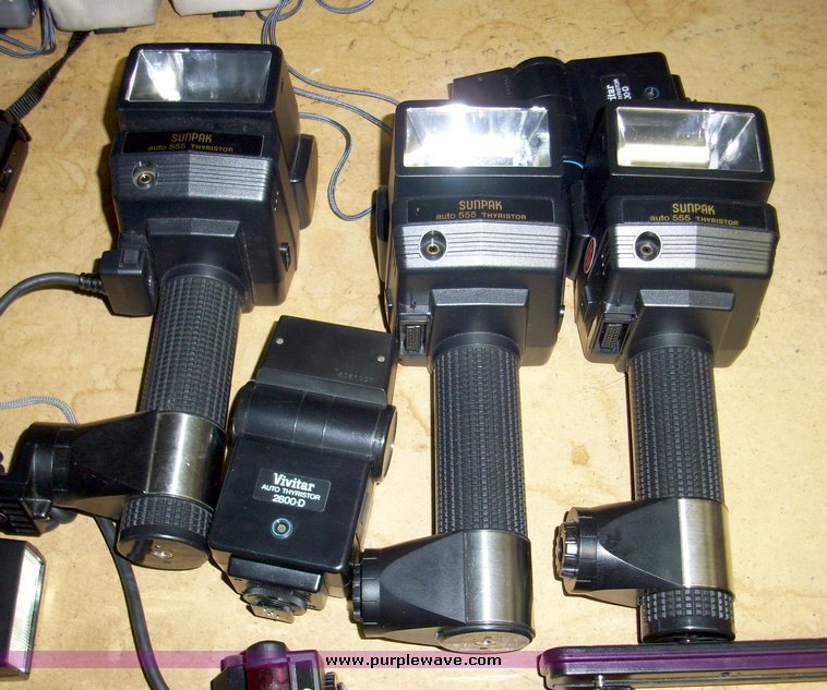image for item 9045 (14) 35mm cameras