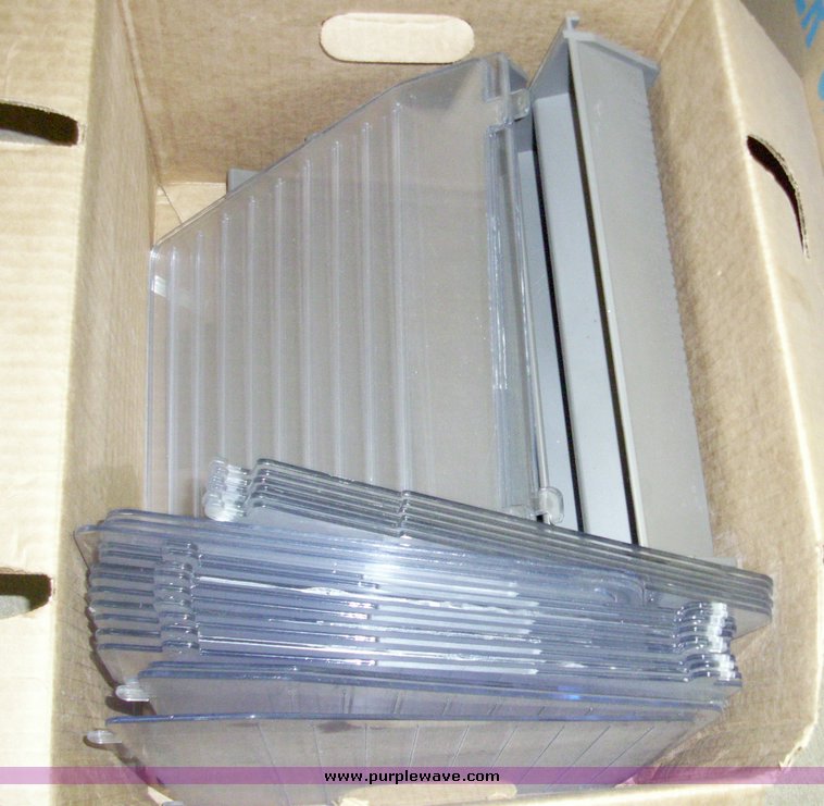 image for item 9047 Assorted office supplies