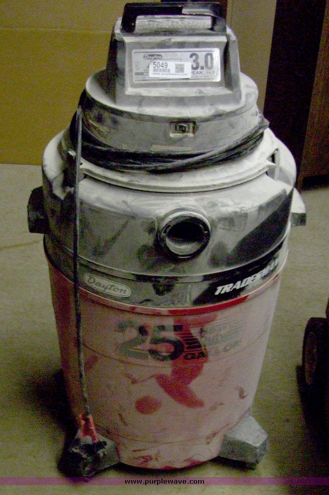 Dayton Tradesman 25 gallon wet/dry vac in Wichita, KS Item 9049 sold