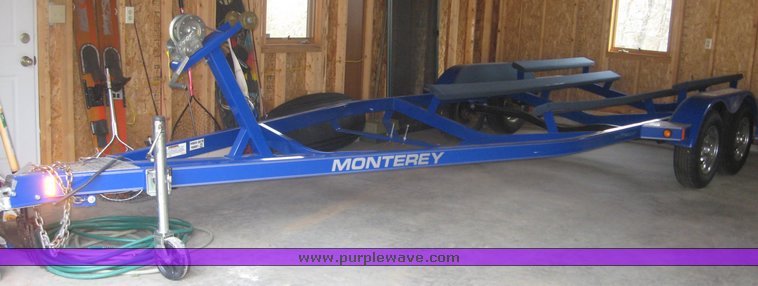 image for item 1001 2005 Monterey boat trailer