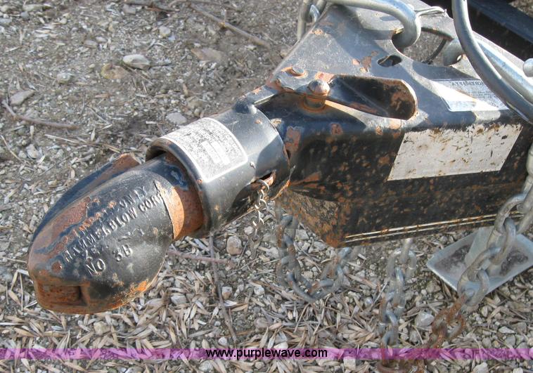 image for item 3161 2004 PJ car hauler trailer