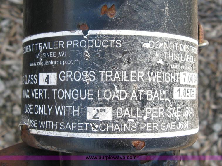 image for item 3161 2004 PJ car hauler trailer